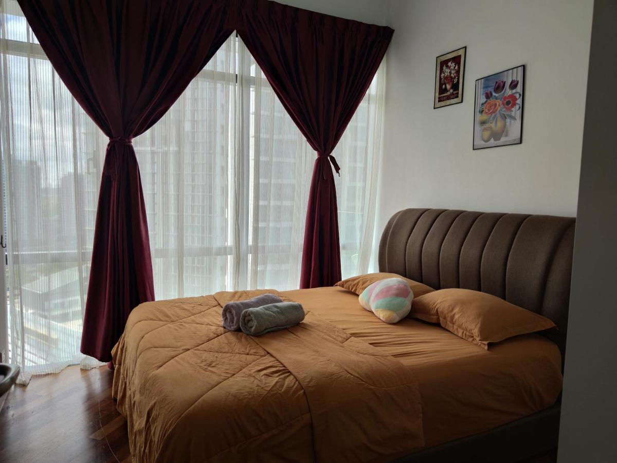 Kumkum Homestay 3 Bedroom Suite Nusajaya  Zewnętrze zdjęcie